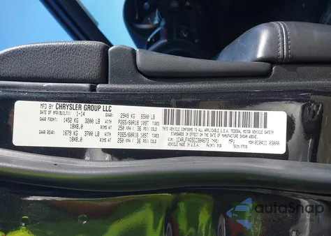 2014 Jeep Grand Cherokee Laredo z USA, uszkodzony, nr VIN 1C4RJFAG5EC384673